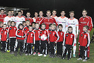 FC Falke : FC Bayern Mannschaftsfoto mit Einlaufkindern